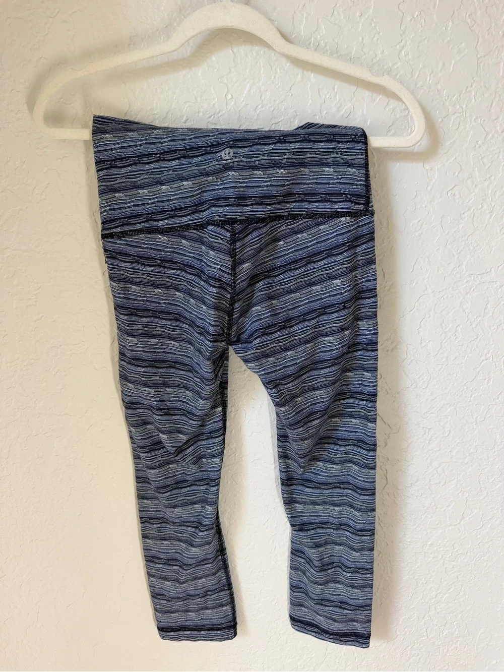 Lululemon striped capri leggings